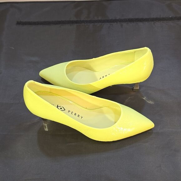 BRAND NEW KATY PERRY WOMEN'S THE GOLDEN PUMP - Picture 6 of 16